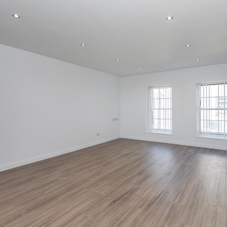 1 Bed 1st Floor Apartment - Photo 1