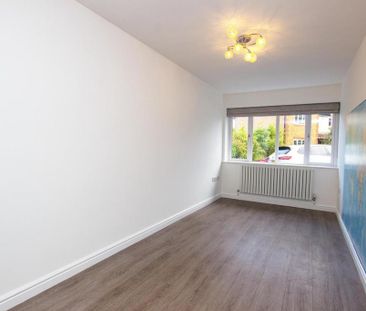 4 bedroom detached house to rent - Photo 5