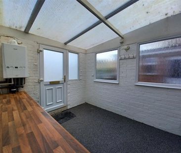 3 bedroom terraced house to rent - Photo 3