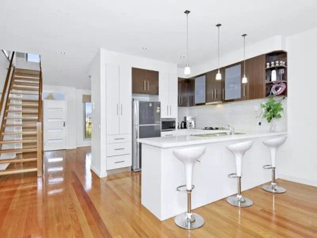 “Modern Living At Its Best” - Photo 4