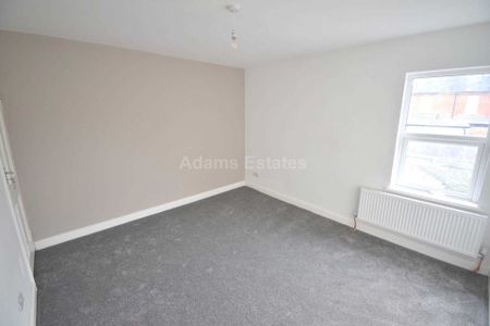 Price £1,500 pcm - Available 01/03/2025 - Unfurnished - Photo 5