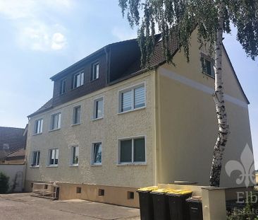 Frisch renoviert - Ruhige 2,5 Raum Wohnung in Nedlitz/Gommern mit T... - Photo 1