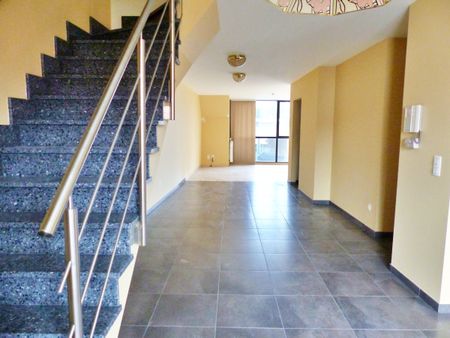 Zeer ruim duplex-appartement met 3 slpks. in Herk-de-Stad - Foto 4