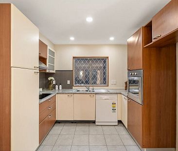 3 Bedroom Townhouse in New Lynn - Photo 6