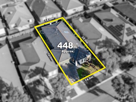 Family Home in Craigieburn - Photo 3