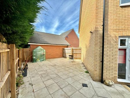 Bailey Close, Norwich - Photo 3