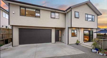 Pakuranga, House and Self-contained flat - Photo 3