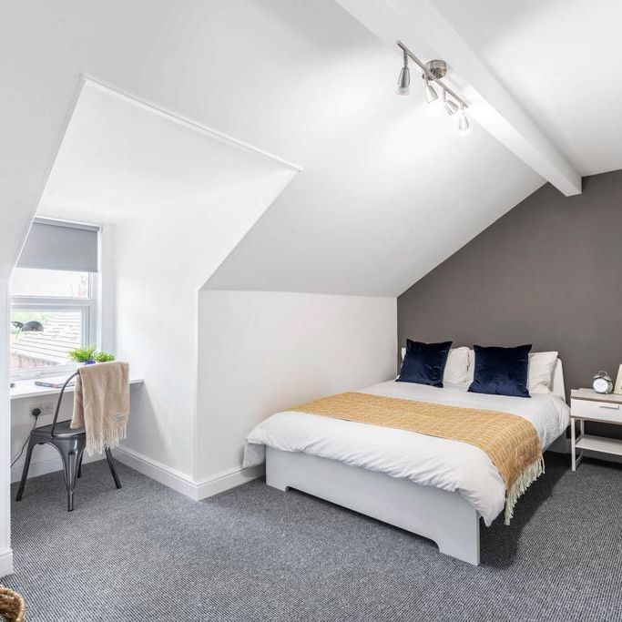 6 bedroom house to rent - Photo 1