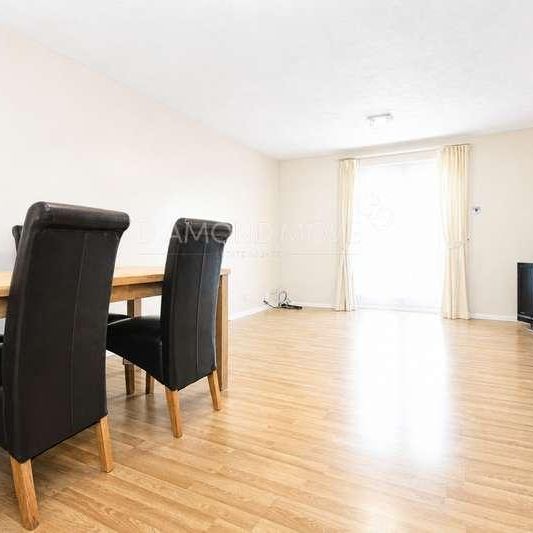 Molyns Mews, Slough, SL1 - Photo 1