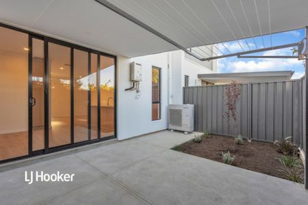 3/6 Pine Street, Campbelltown SA, Belconnen - Photo 2