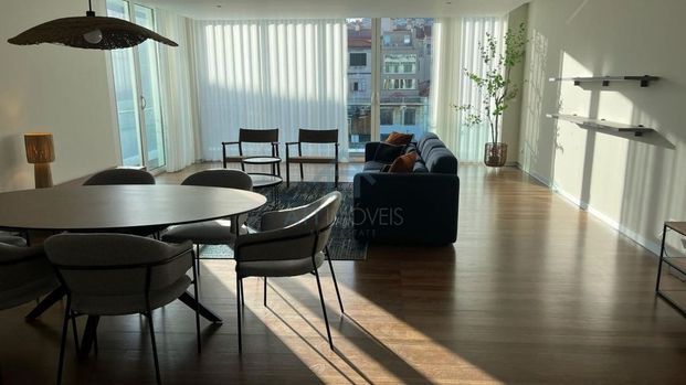 Luxury Apartment for rent in Funchal, Madeira - Photo 1