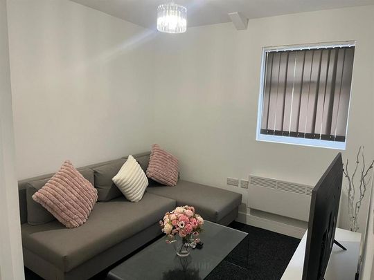 1 bedroom flat to rent - Photo 1