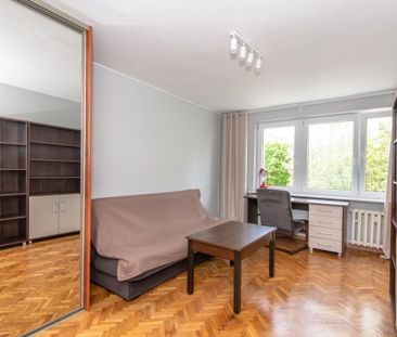 Wyposażona kawalerka przy przystanku! - Photo 2