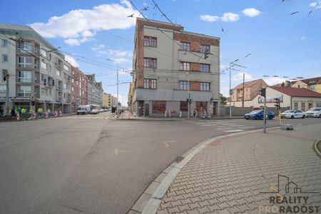 Pronájem bytu 3+kk 58 m² - Fotografie 4