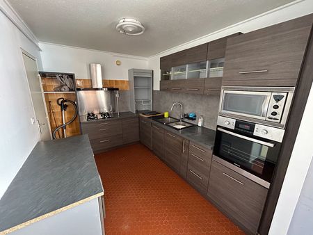 Apartment - Photo 2