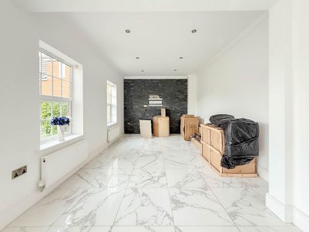 5 bedroom detached house to rent - Photo 3