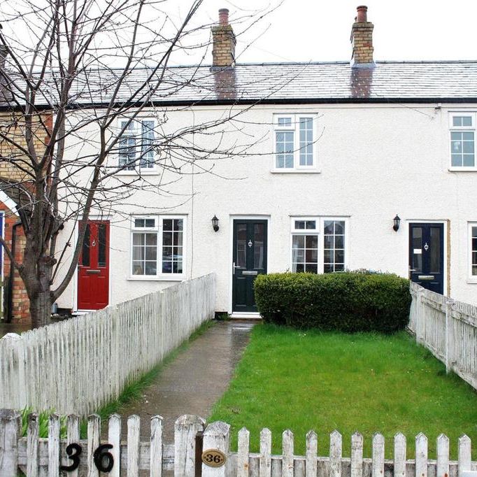 2 bedroom cottage to rent - Photo 1
