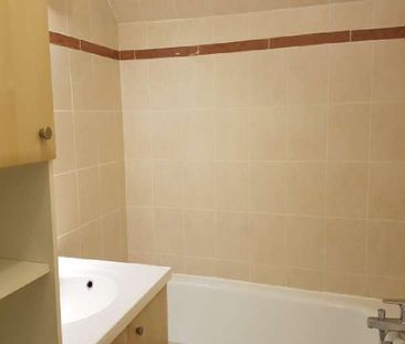 Location Appartement 2 pièces 45m² - Photo 3