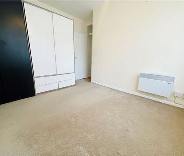 St. Georges Road, EN1, Enfield - Photo 5