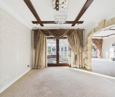 Hythe End Road, Wraysbury, Staines-upon-Thames,TW19 - Photo 2