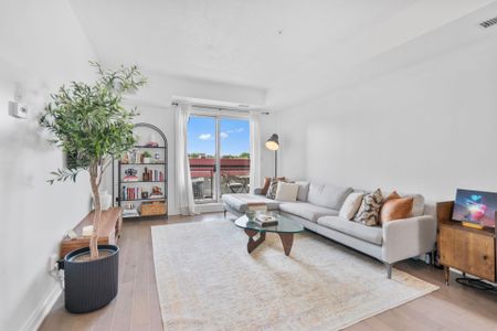 For Lease - 3170 Erin Mills Parkway Unit# 311, Mississauga, Ontario - Photo 4