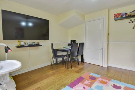 2 bedroom house to rent - Photo 2