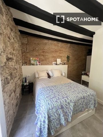 barcelona, Catalonia 08001 - Photo 2