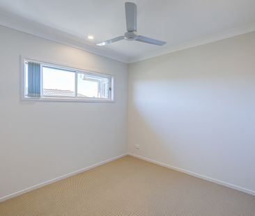 Bright and Beautiful Family Home - Photo 4