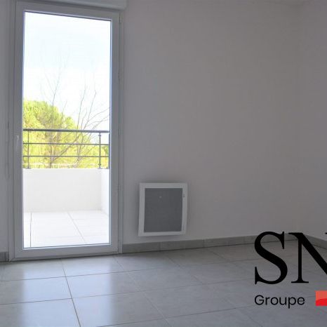 T2 AVEC TERRASSE + PARKING EN SOUS SOL - Photo 1