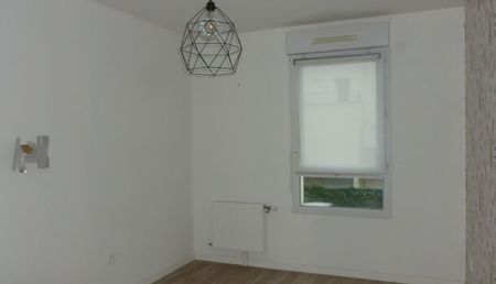 Appartement 4 pièces 81m2 REIMS 950 euros - Photo 4