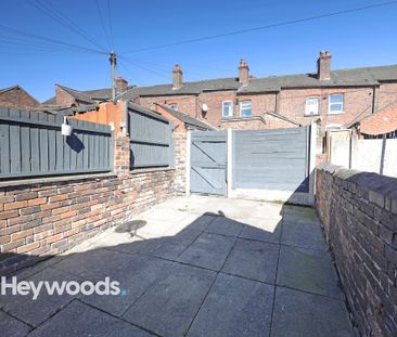 2 bed terraced house to rent in Oldfield Street, Stoke-on-Trent, St... - Photo 4