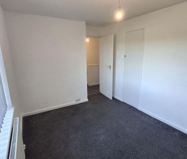 3 bedroom end of terrace house to rent - Photo 6
