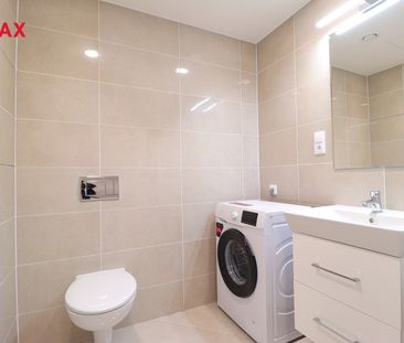 Pronájem bytu 1+kk v osobním vlastnictví 35 m², Praha 9 - Hloubětín - Photo 4