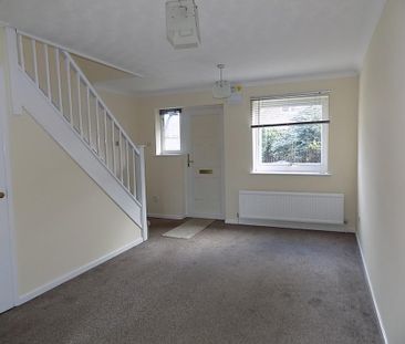 2 bedroom end of terrace house to rent - Photo 5