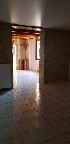 Location maison individuelle 3 pièces 80 m² à Villefranche-de-Rouergue (12200) - Photo 2