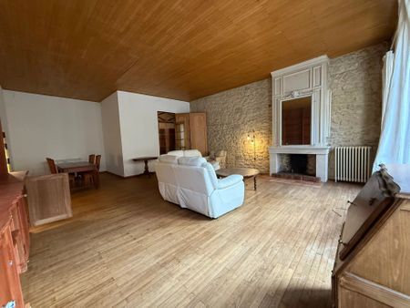 Location Appartement 2 pièces 106m² STE FOY LA GRANDE 33220 - Photo 3