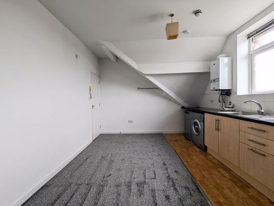 Ash Street, Southport - Photo 1