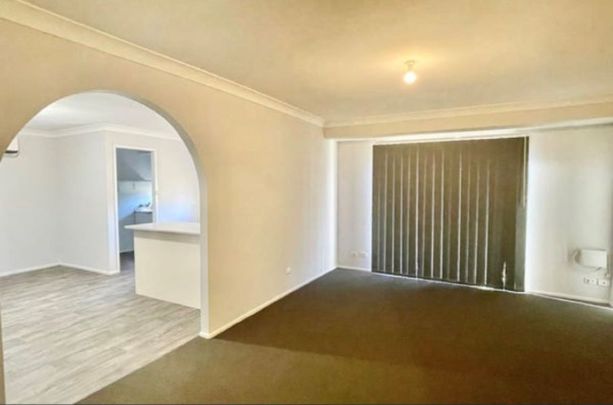 Three Bedroom Home in Great Location&excl; - Photo 1