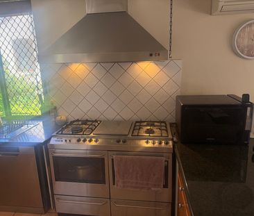 South Perth - Photo 3