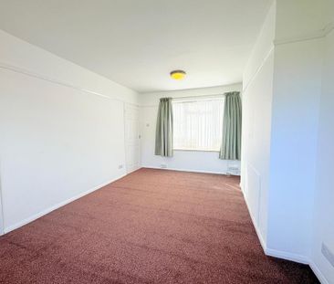 2 bedroom end of terrace house to rent - Photo 6