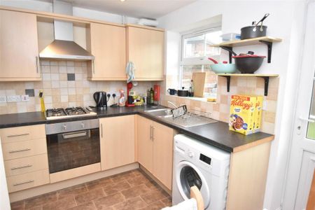 3 bedroom house to rent - Photo 2