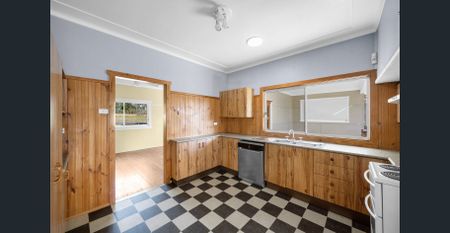 3-Bedroom Home in a Great Location - Photo 3