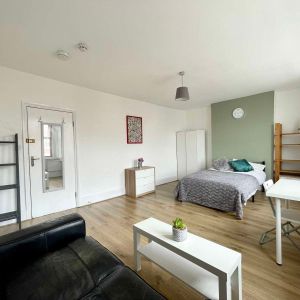 Large Room Available - N4 - Finsbury Park - Photo 3