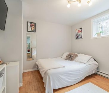 Montréal (Ahuntsic-Cartierville) (Bois de Saraguay) - Photo 1