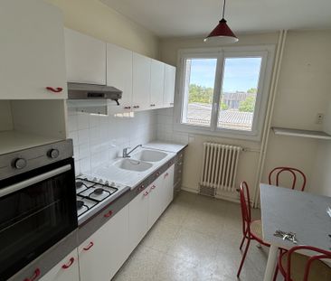 Location Appartement 4 pièces 71m² SAUMUR 49400 - Photo 3