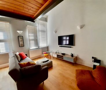 STUNNING - 1 BED DUPLEX - £1450 per month​​​​​​​​​​​​ - Photo 1
