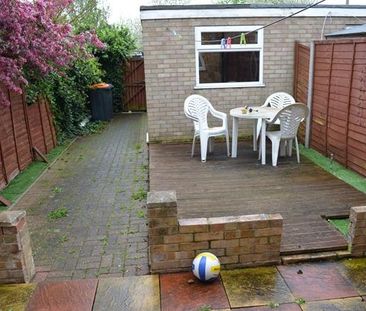 3 bedroom terraced house to rent - Photo 1