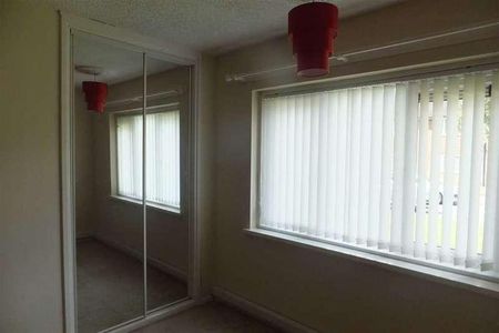 Gilpin Close, Hodge Hill, Birmingham, B8 - Photo 4