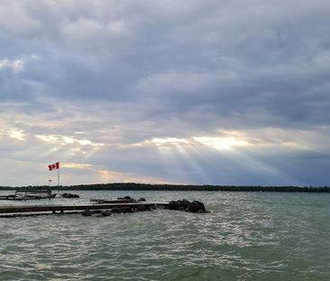 For Lease - 85 Lake Drive, Georgina, Ontario - Photo 1