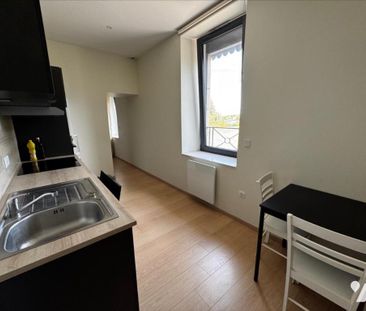 DOLE (39) T1 BIS meublé au 1er étage en parfait état - Photo 4